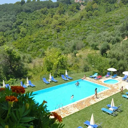Апартаменты With Pool 